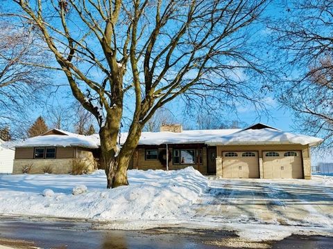 Photo of 726 28th Avenue, Monroe, WI 53566 (MLS # 2013526)