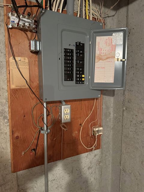 Tiny photo for 2715 6th Avenue, Monroe, WI 53566 (MLS # 2013589)