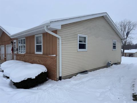 Tiny photo for 2715 6th Avenue, Monroe, WI 53566 (MLS # 2013589)