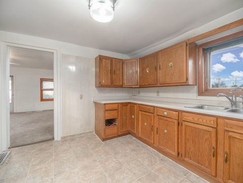 Tiny photo for 25 W Franklin Street, Waupun, WI 53963 (MLS # 2013307)