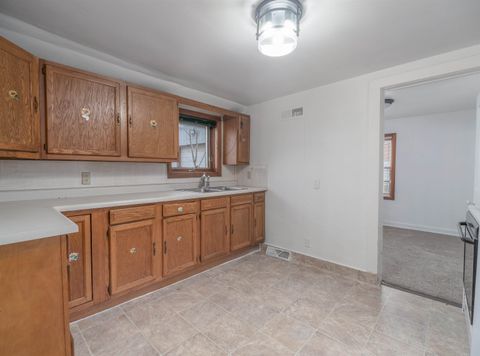 Tiny photo for 25 W Franklin Street, Waupun, WI 53963 (MLS # 2013307)