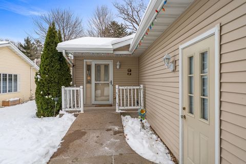 Tiny photo for 1716 Hillcrest Drive, Baraboo, WI 53913 (MLS # 2013445)