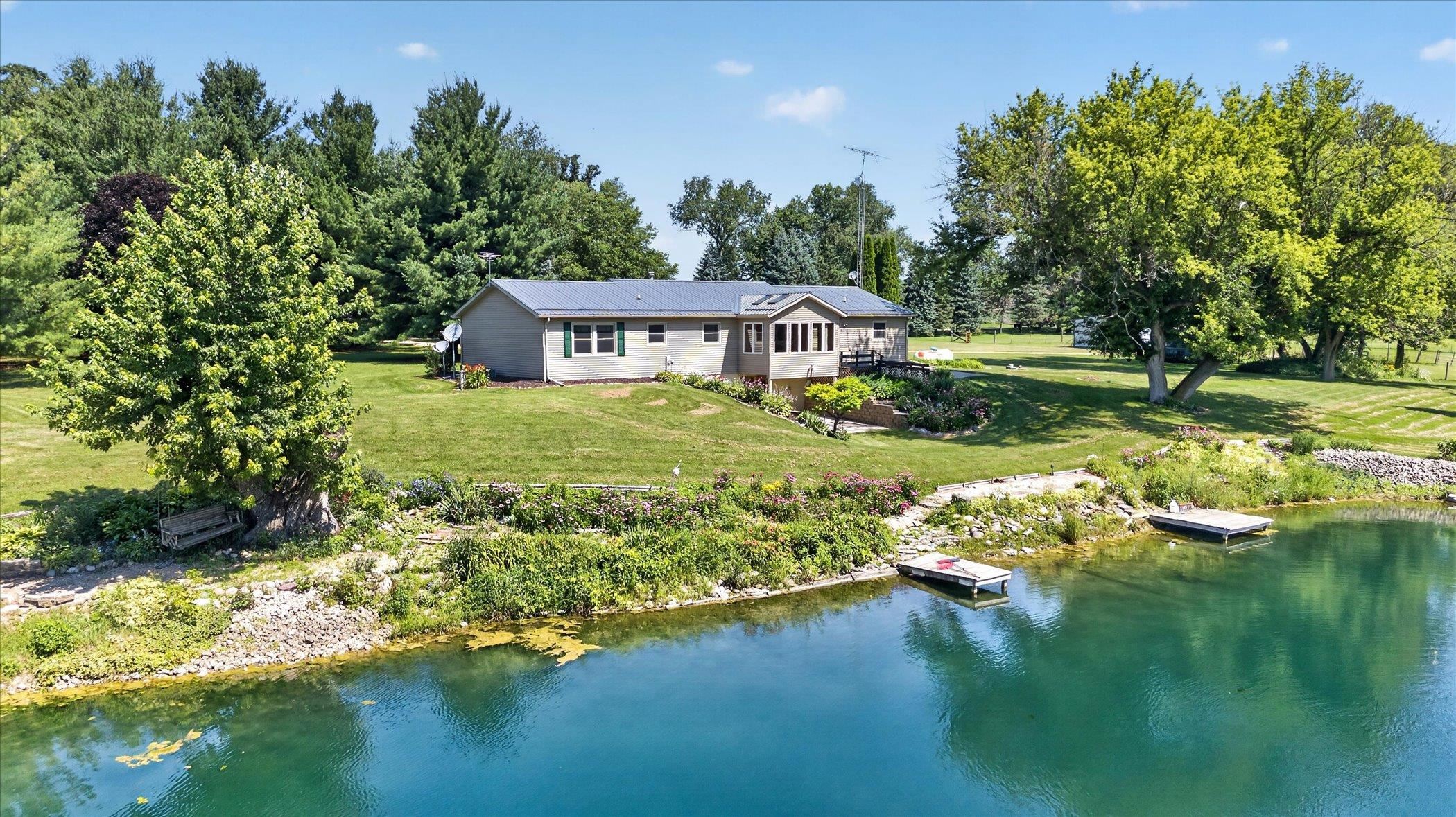 3817 S Carvers Rock Road