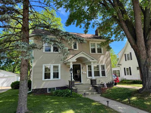 Photo of 1407 Sharon Street, Janesville, WI 53545 (MLS # 2024188)