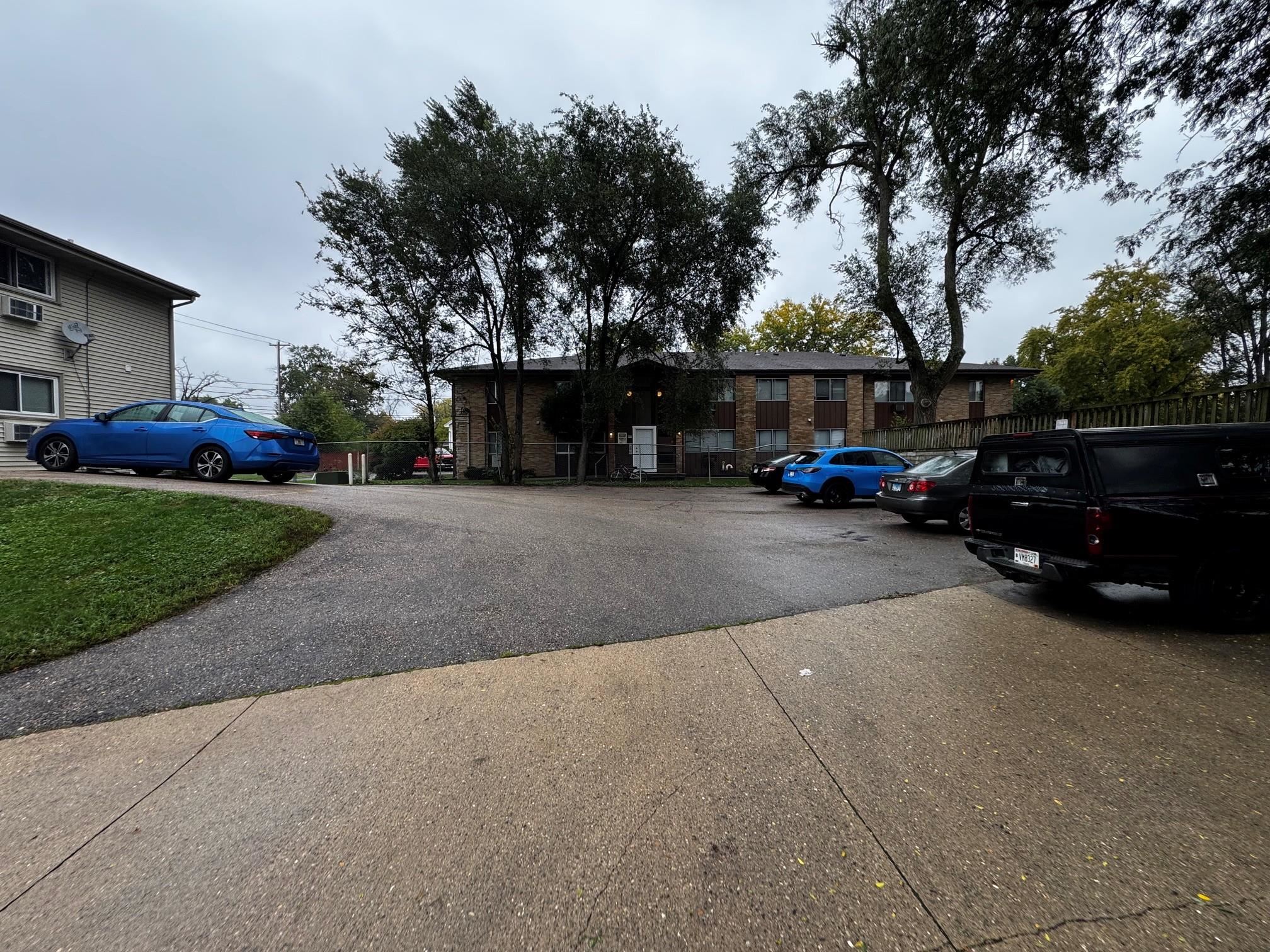 1029 W Badger Road