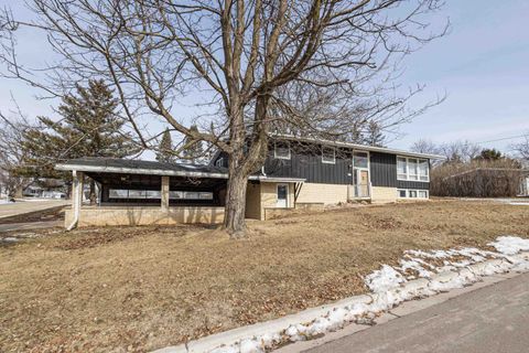 Photo of 806 Driver Street, Darlington, WI 53530 (MLS # 2016272)