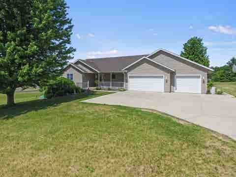 Property photo of 13072 W Woodworth Drive, Evansville, WI 53536