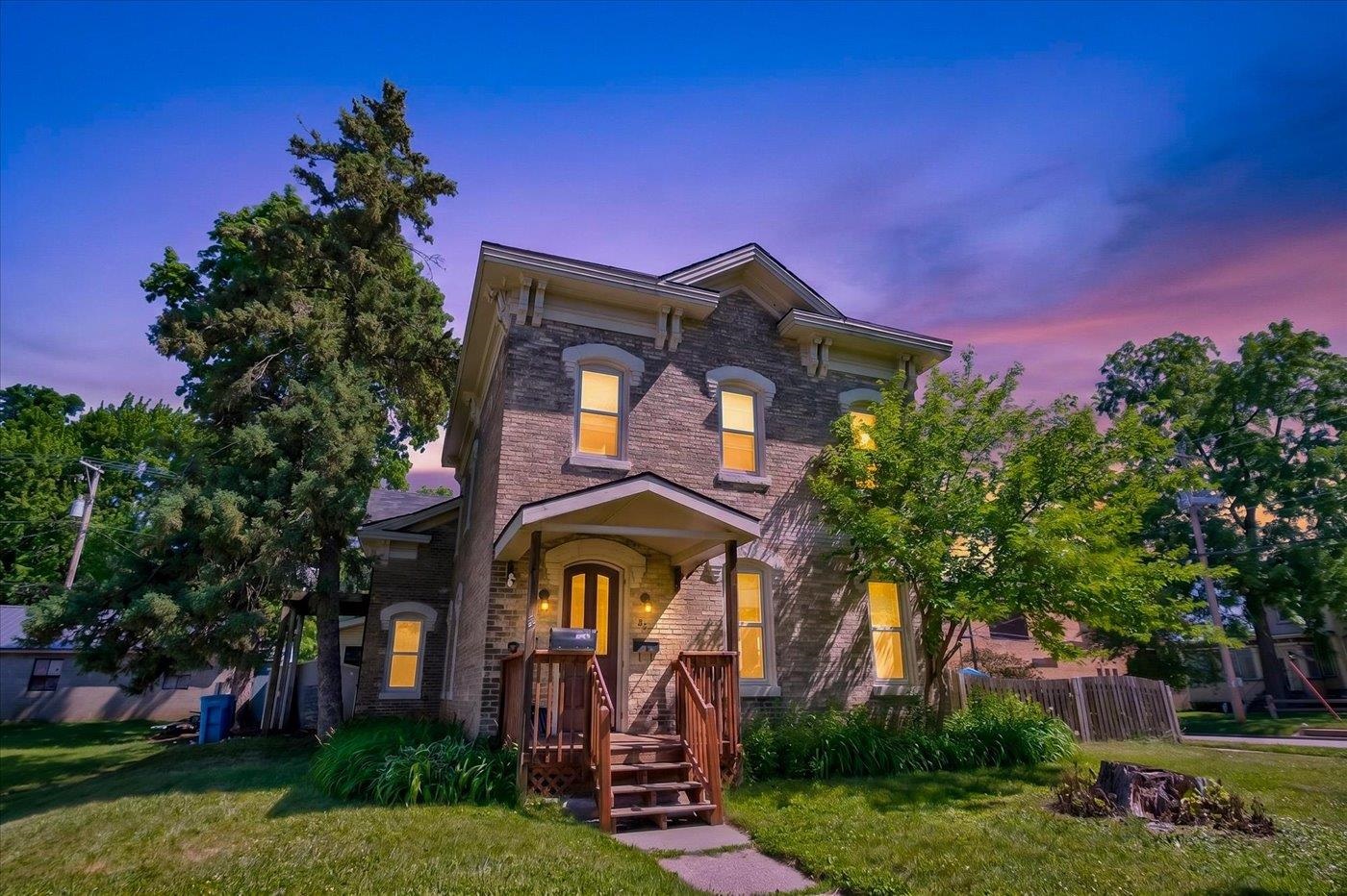 231 4th Street - Photo 3