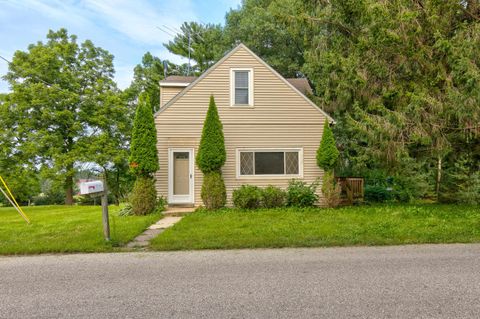 Photo of 694 Fox Lane, Waterloo, WI 53594 (MLS # 2016703)