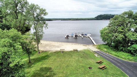 Tiny photo for Bldg 18 3-4 Greenway Crossing PV, Wisconsin Dells, WI 53965 (MLS # 1993674)