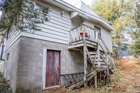 Tiny photo for 2434 Hillcrest Avenue, Friendship, WI 53934 (MLS # 2012801)