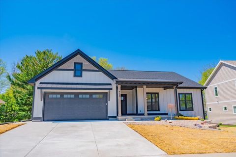 713 Kennedy Street, Sauk City, WI 53583 - #: 1999540