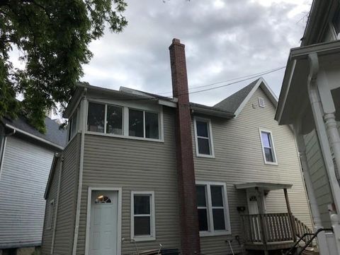 Photo of 217 N Hamilton Street 1 #1, Madison, WI 53703 (MLS # 2020806)