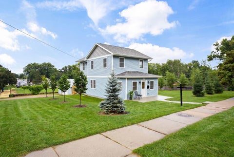 Photo of 603 Walnut Street, Baraboo, WI 53913 (MLS # 2032084)