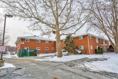 Photo of 5345 Garden View Court 106 #106, Madison, WI 53713 (MLS # 2015465)