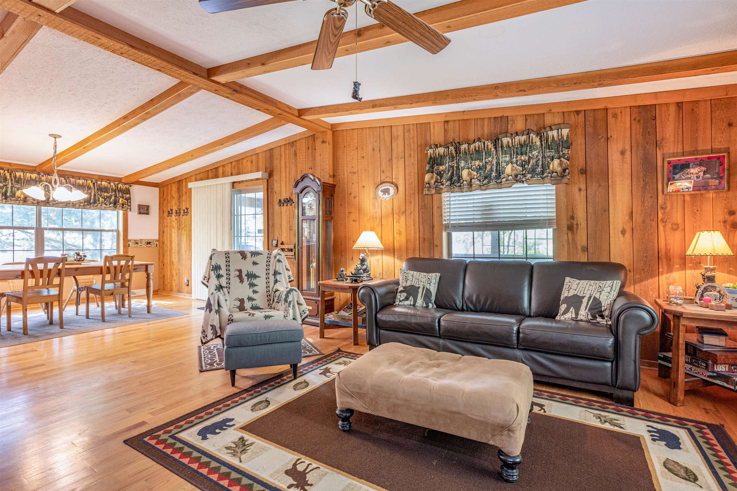 Wisconsin Dells, Wisconsin 53965, United States, 3 Bedrooms Bedrooms, ,2 BathroomsBathrooms,Residential,Active,215453