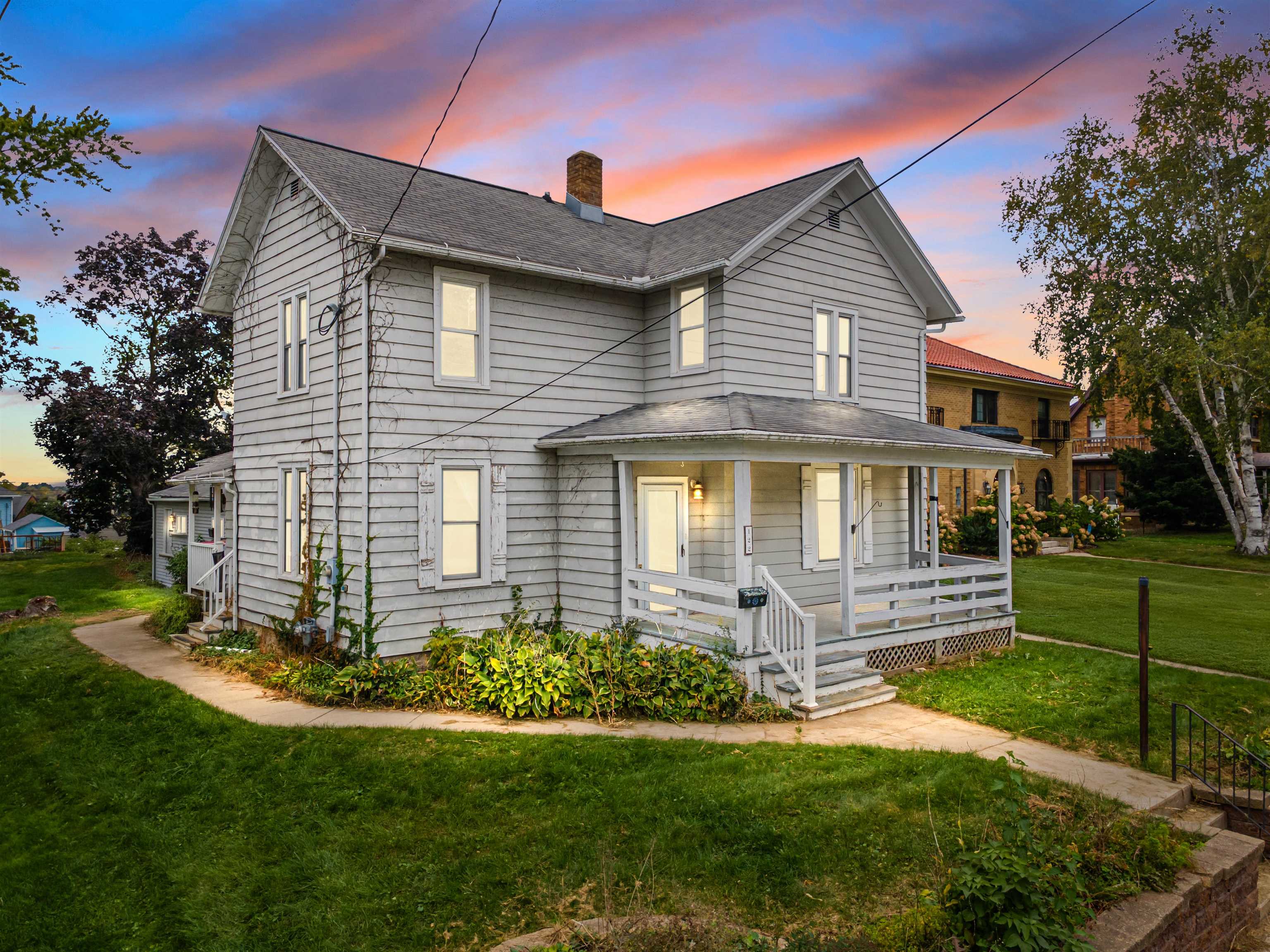 122 LaCrosse Street