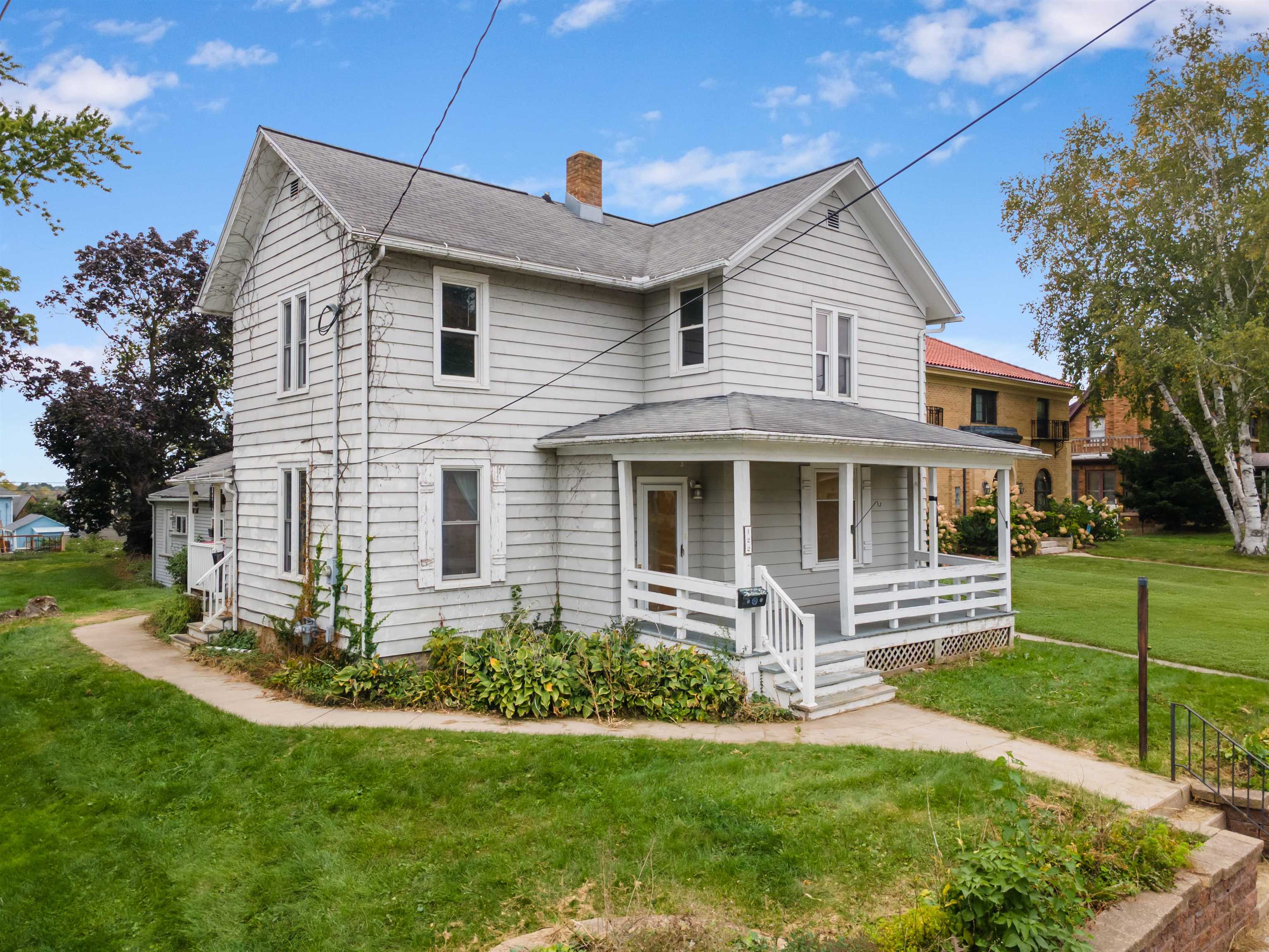 122 LaCrosse Street