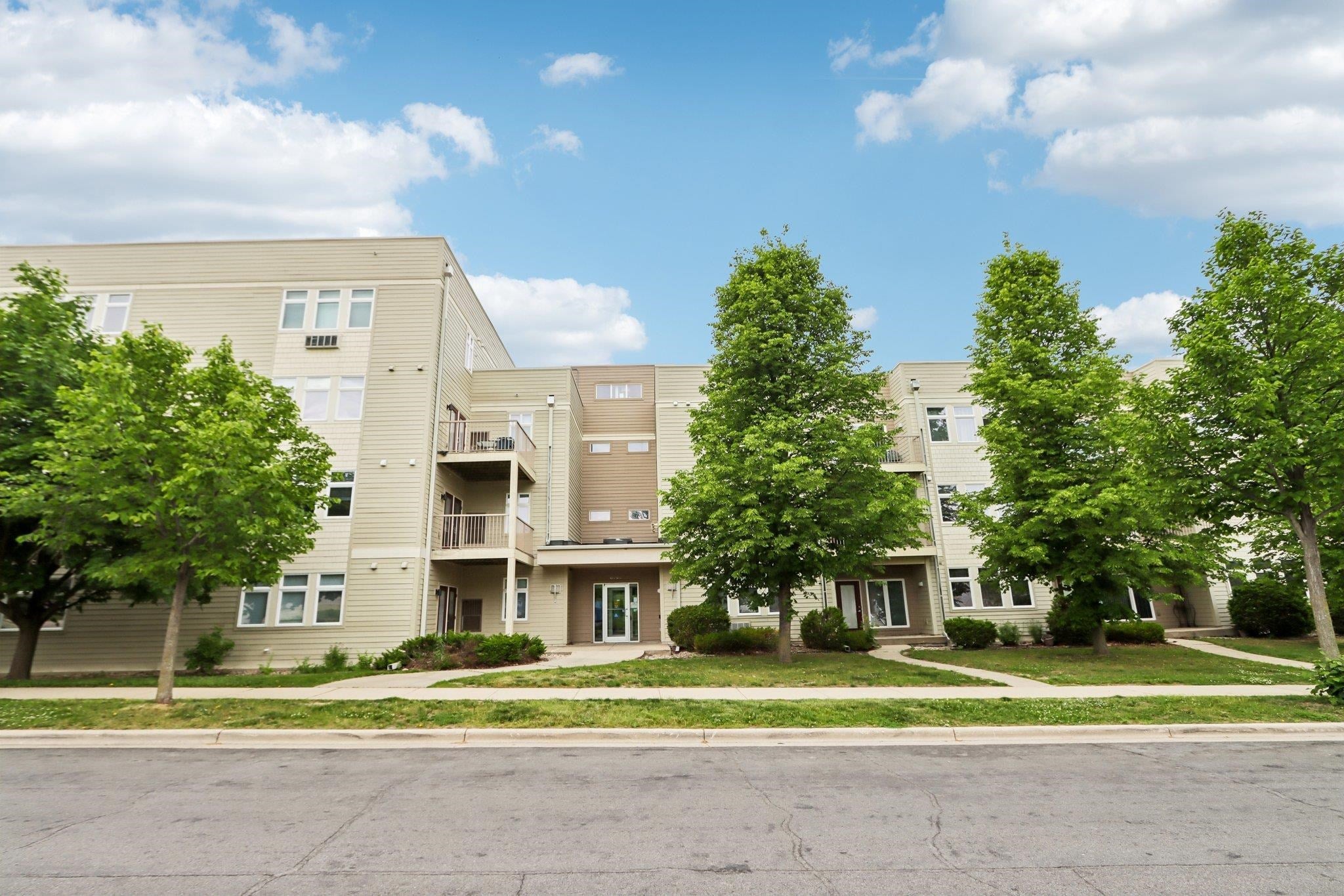 8206 Starr Grass Drive 207