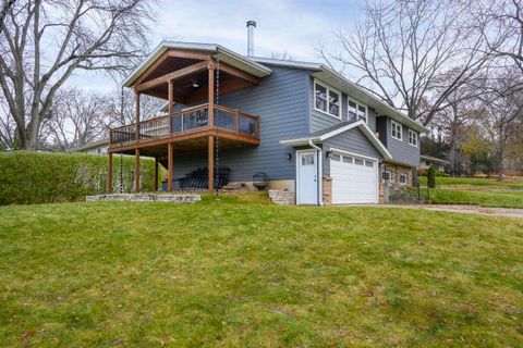 Tiny photo for 5902 Roosevelt Street, Middleton, WI 53562 (MLS # 2013136)