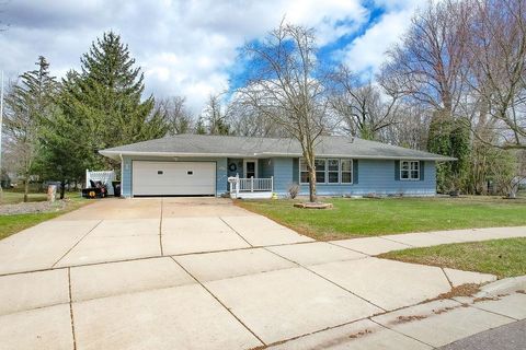 510 Suszycki Drive, Mauston, WI 53948 - #: 1997848