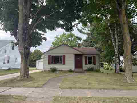 Photo of 44 West Street, Clintonville, WI 54929 (MLS # 2031459)