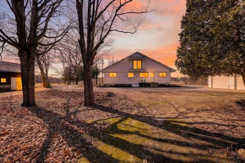 Photo of N6754 County Road Y, Watertown, WI 53094 (MLS # 2018302)
