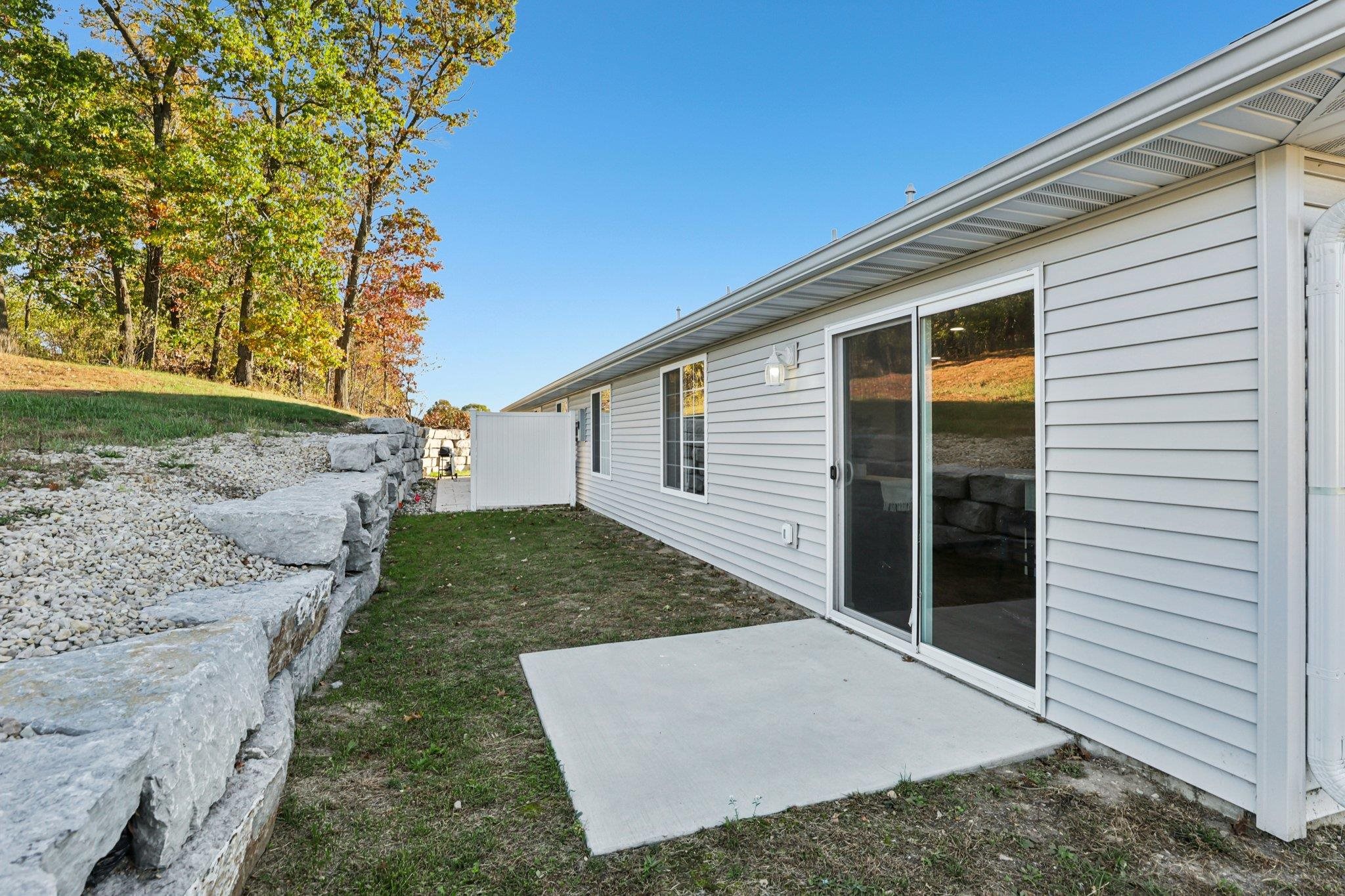 Reedsburg, Wisconsin 53959, United States, 2 Bedrooms Bedrooms, ,2 BathroomsBathrooms,Residential,Active,227259