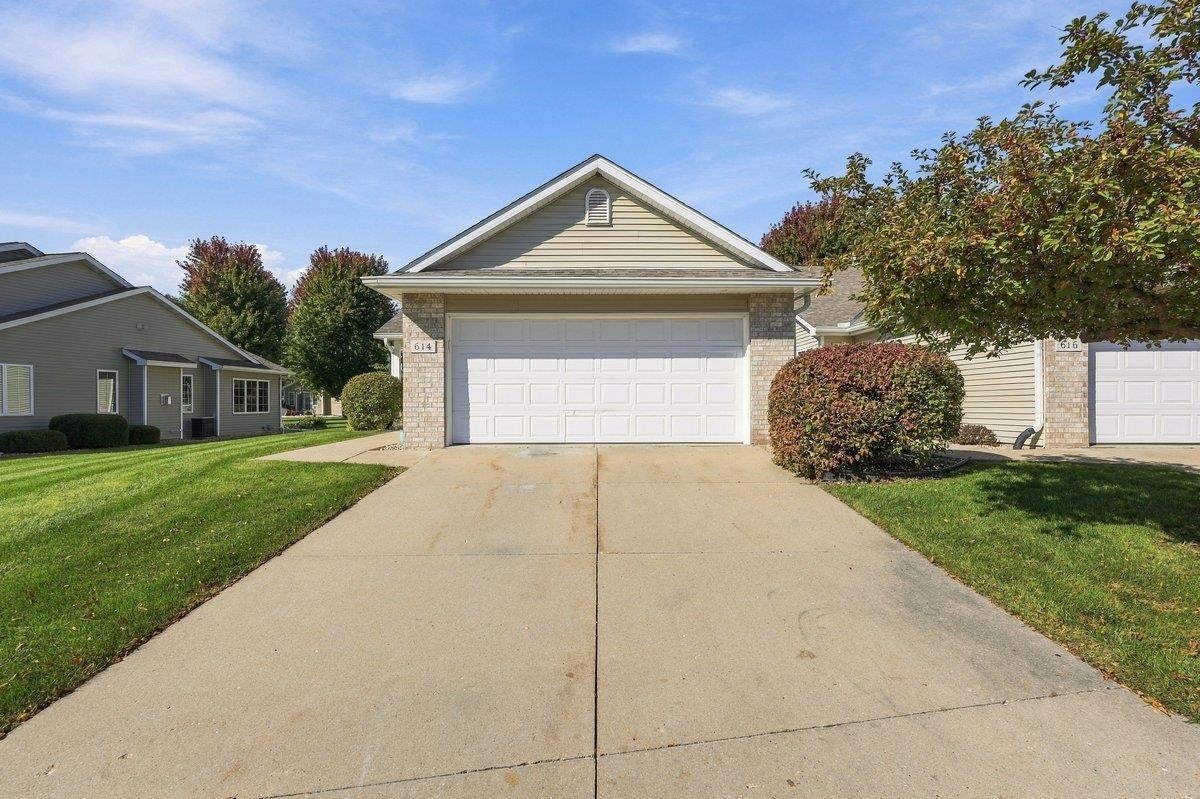 614 Springbrook Circle