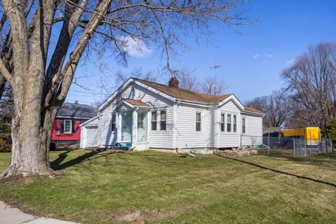 Photo of 1023 Black Bridge Road, Janesville, WI 53545 (MLS # 2019101)