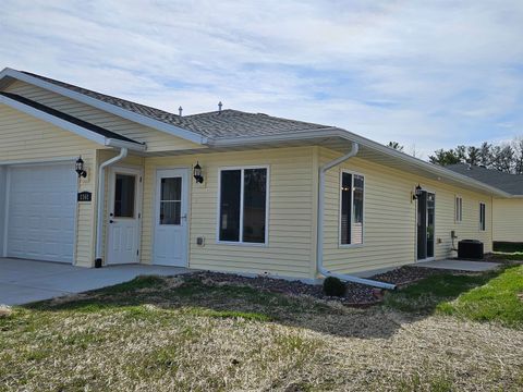 Photo of 1161 Maple Street, Reedsburg, WI 53959 (MLS # 2025722)