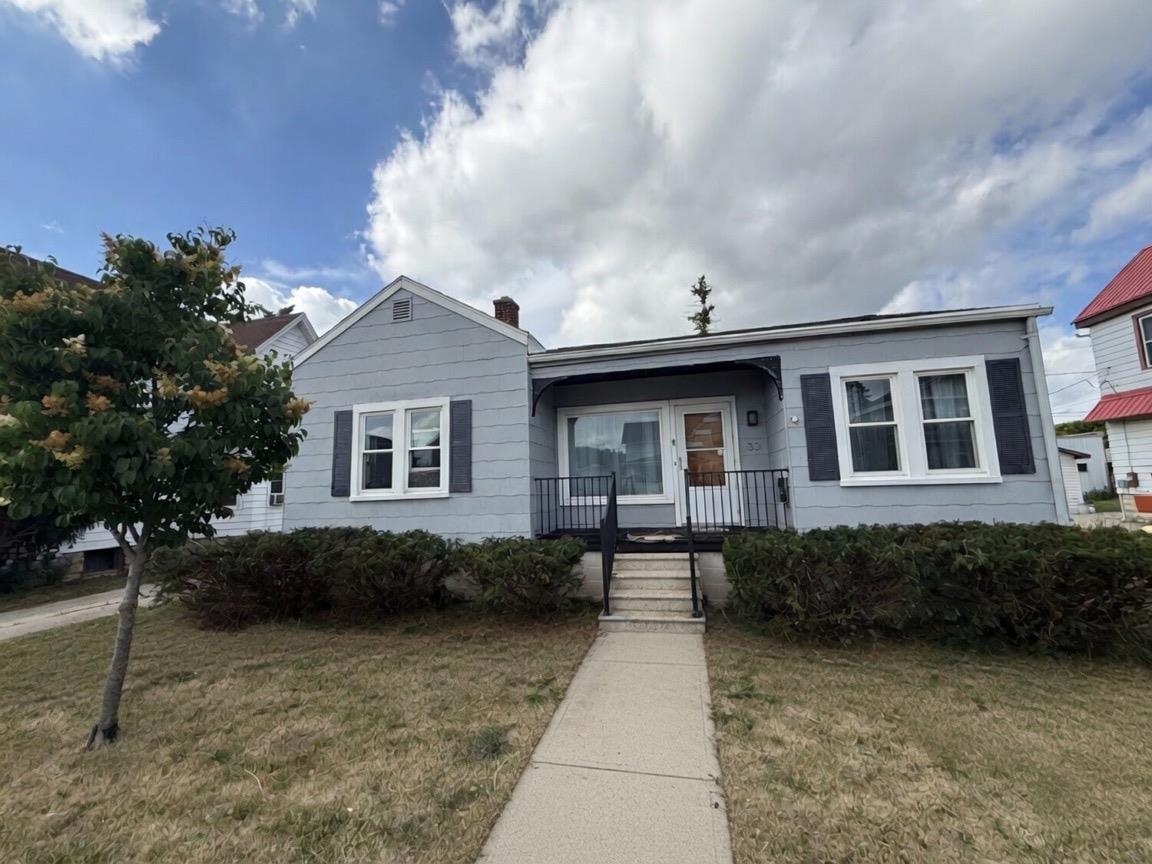 Photo 1 of 15 — 33 5TH Street, Fond Du Lac, WI 54935