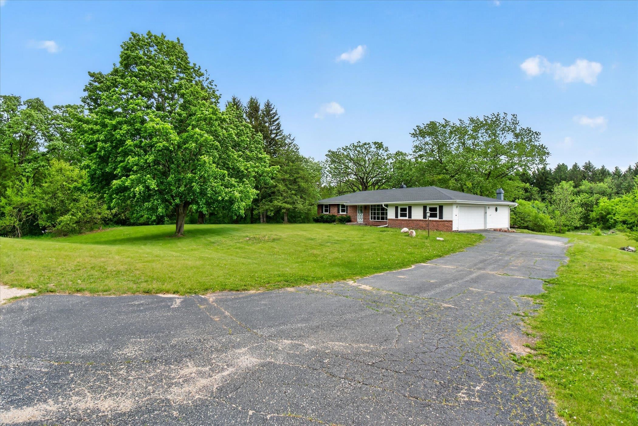 3806 E Jacobs Drive