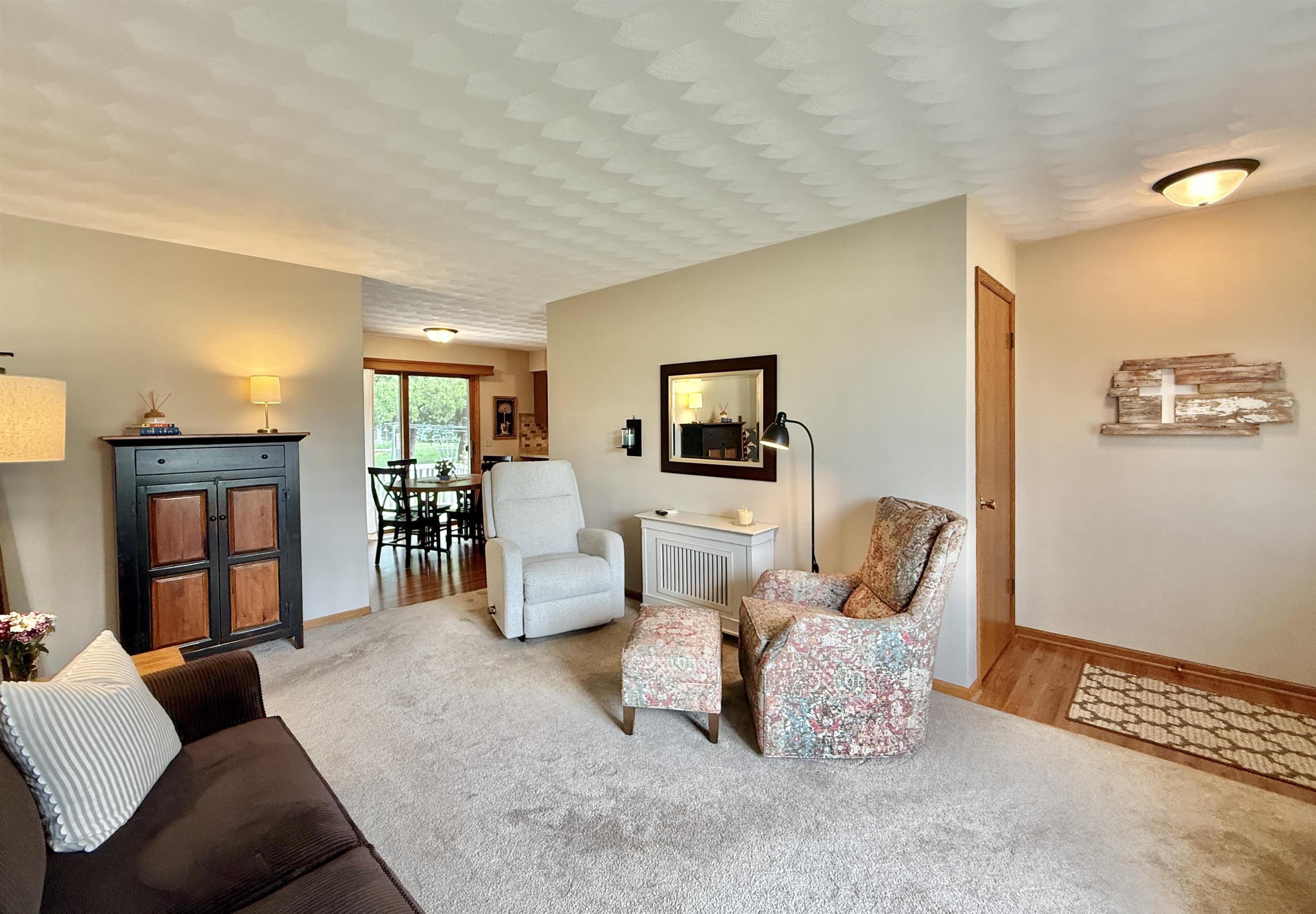 4105 Mackinac Drive
