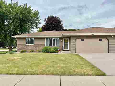 Property photo of 4105 Mackinac Drive, Janesville, WI 53546