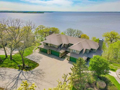 Photo of N799 Waubunsee Trail 1 #1, Fort Atkinson, WI 53538 (MLS # 1995684)