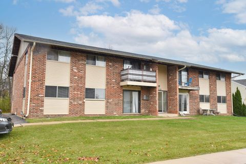 Tiny photo for W208N16586 S Center Street, Jackson, WI 53037 (MLS # 2012678)