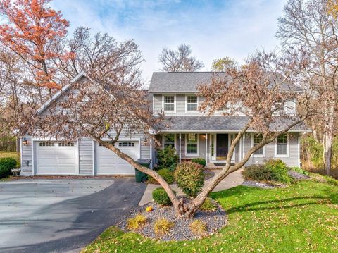 Photo of 4313 N Forest Hills Boulevard, Janesville, WI 53545 (MLS # 2011971)