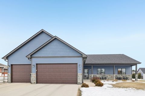 Photo of 6 N Windmill Ridge Road, Evansville, WI 53536 (MLS # 2016761)