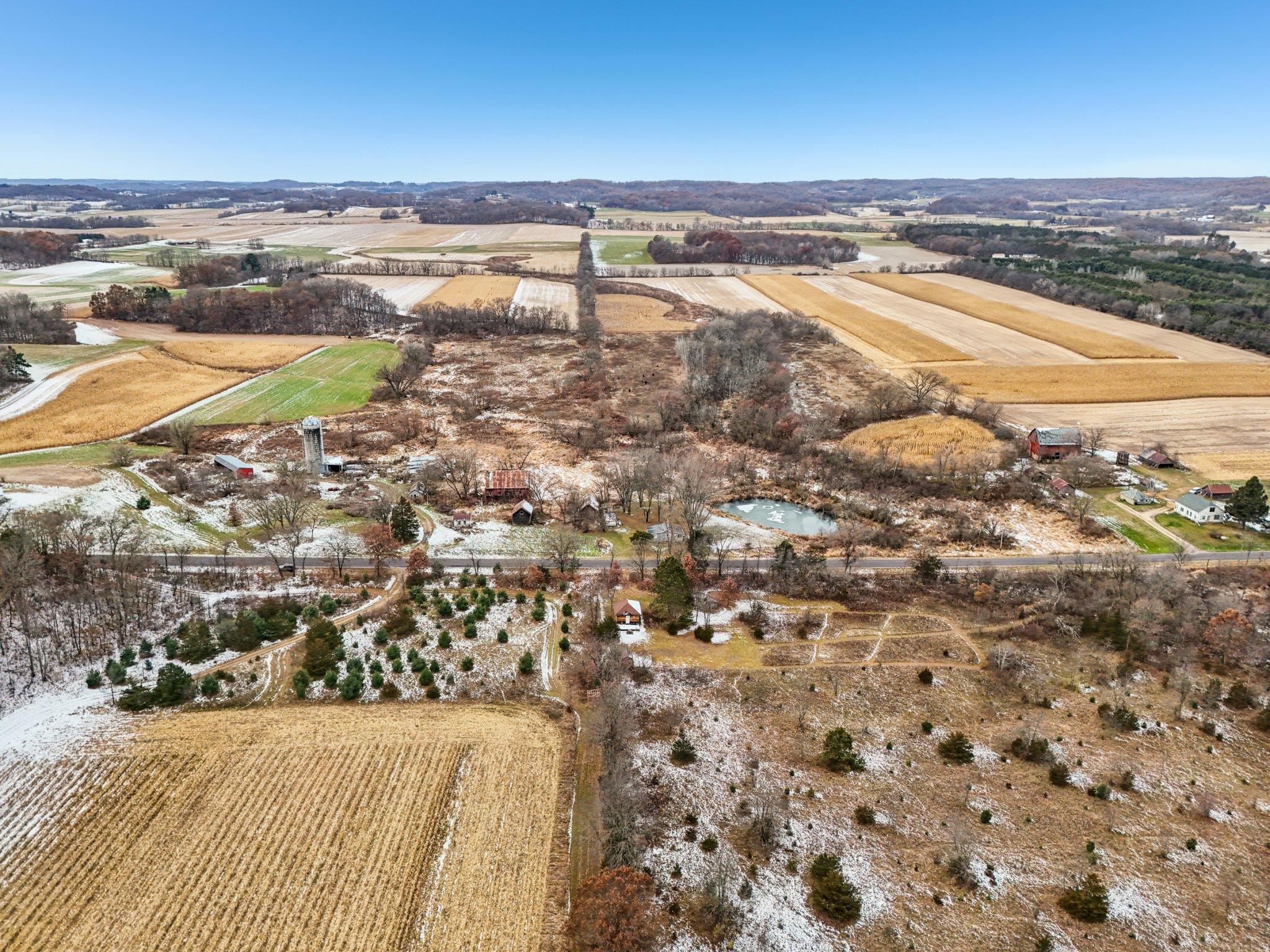 Lyndon Station, Wisconsin 53944, United States, 1 Bedroom Bedrooms, ,1 BathroomBathrooms,Residential,Active,241852