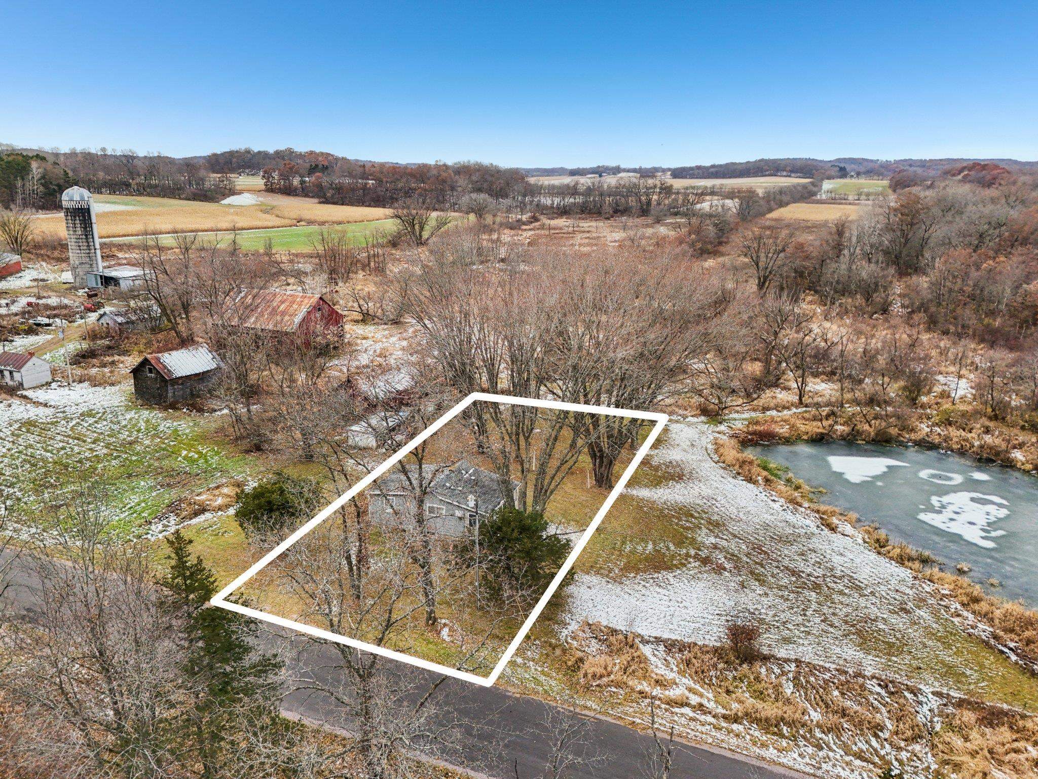 Lyndon Station, Wisconsin 53944, United States, 1 Bedroom Bedrooms, ,1 BathroomBathrooms,Residential,Active,241852