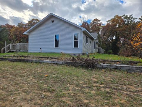 Tiny photo for 747 Eagle Court, Grand Marsh, WI 53936 (MLS # 2011333)