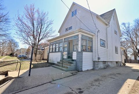 1536 W Grand Avenue, Beloit, WI 53511 - #: 1997080