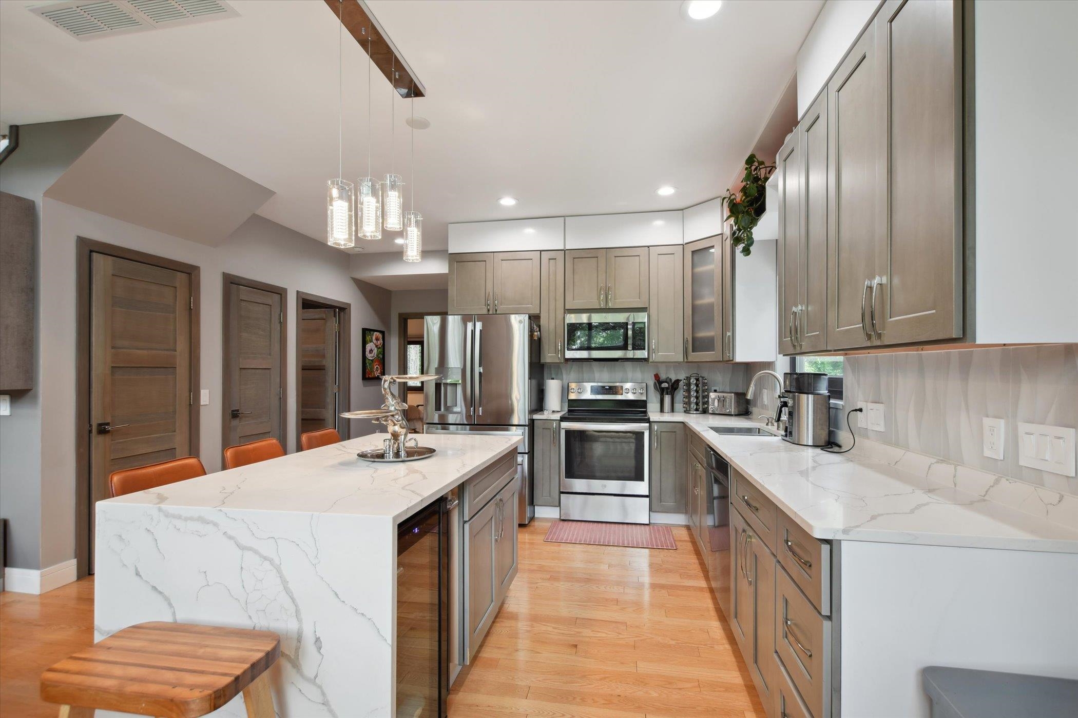 Baraboo, Wisconsin 53913, United States, 3 Bedrooms Bedrooms, ,3 BathroomsBathrooms,Residential,Active,111266