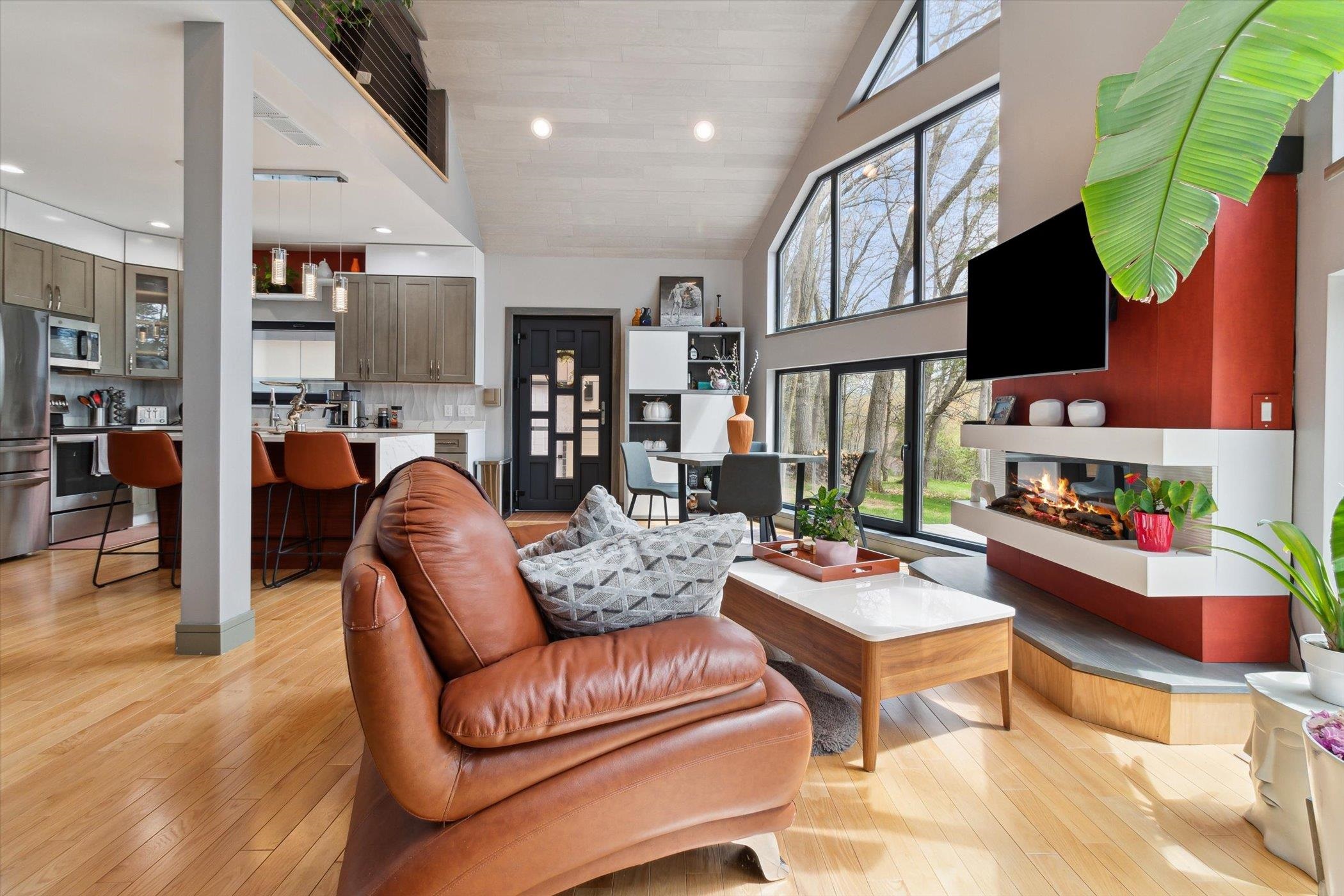 Baraboo, Wisconsin 53913, United States, 3 Bedrooms Bedrooms, ,3 BathroomsBathrooms,Residential,Active,111266