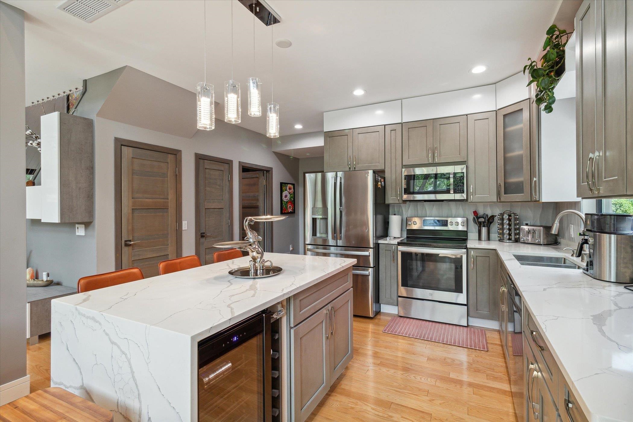 Baraboo, Wisconsin 53913, United States, 3 Bedrooms Bedrooms, ,3 BathroomsBathrooms,Residential,Active,111266