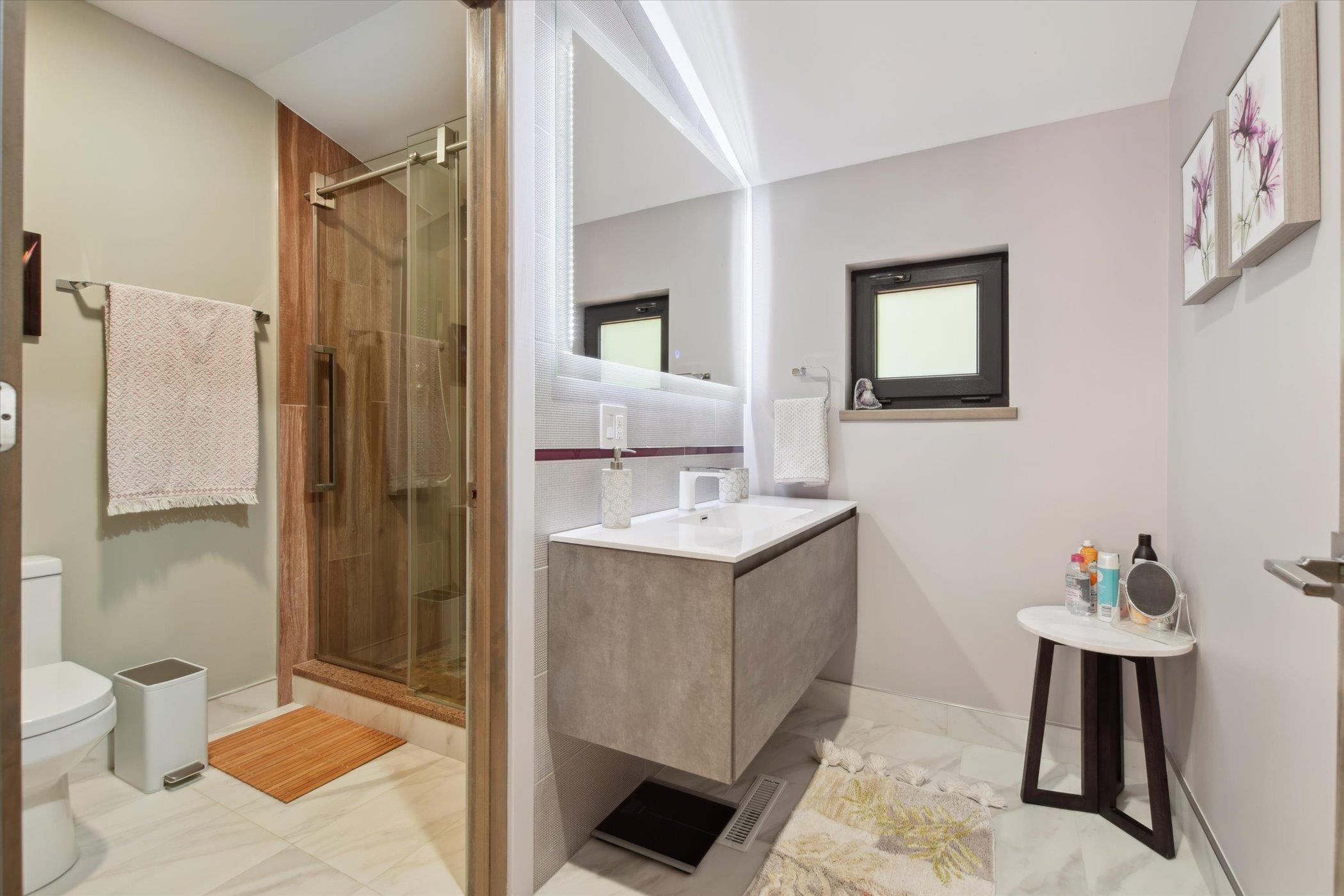 Baraboo, Wisconsin 53913, United States, 3 Bedrooms Bedrooms, ,3 BathroomsBathrooms,Residential,Active,111266