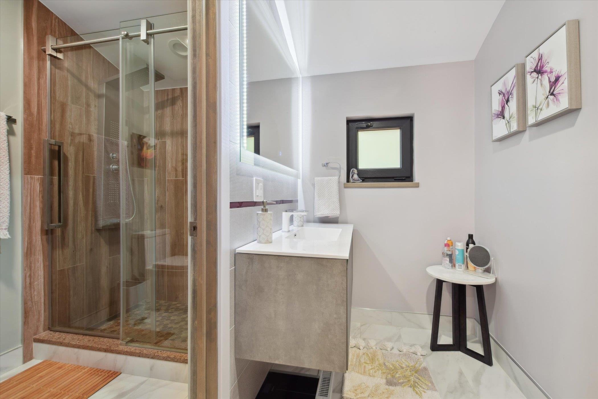 Baraboo, Wisconsin 53913, United States, 3 Bedrooms Bedrooms, ,3 BathroomsBathrooms,Residential,Active,111266