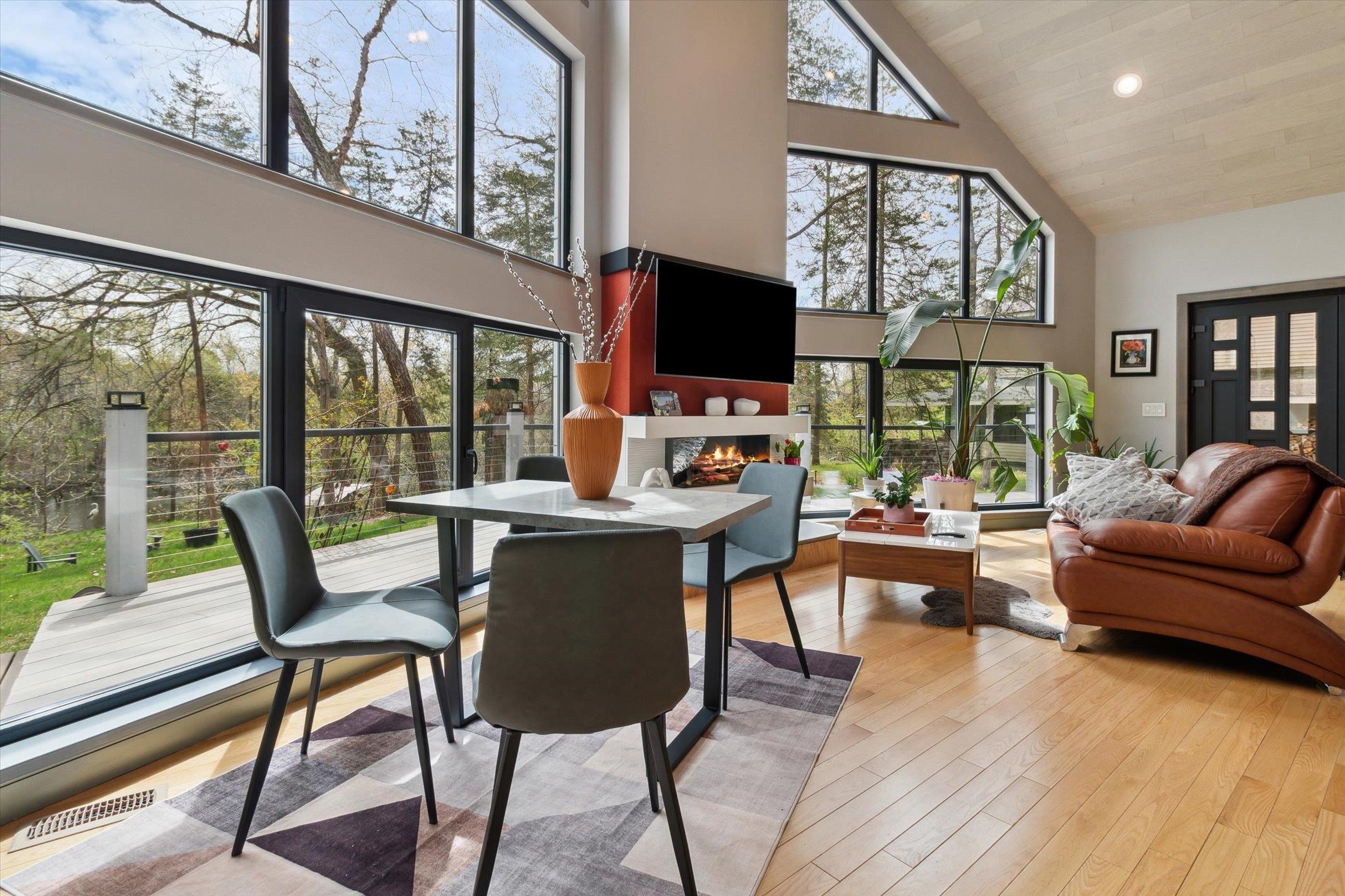 Baraboo, Wisconsin 53913, United States, 3 Bedrooms Bedrooms, ,3 BathroomsBathrooms,Residential,Active,111266