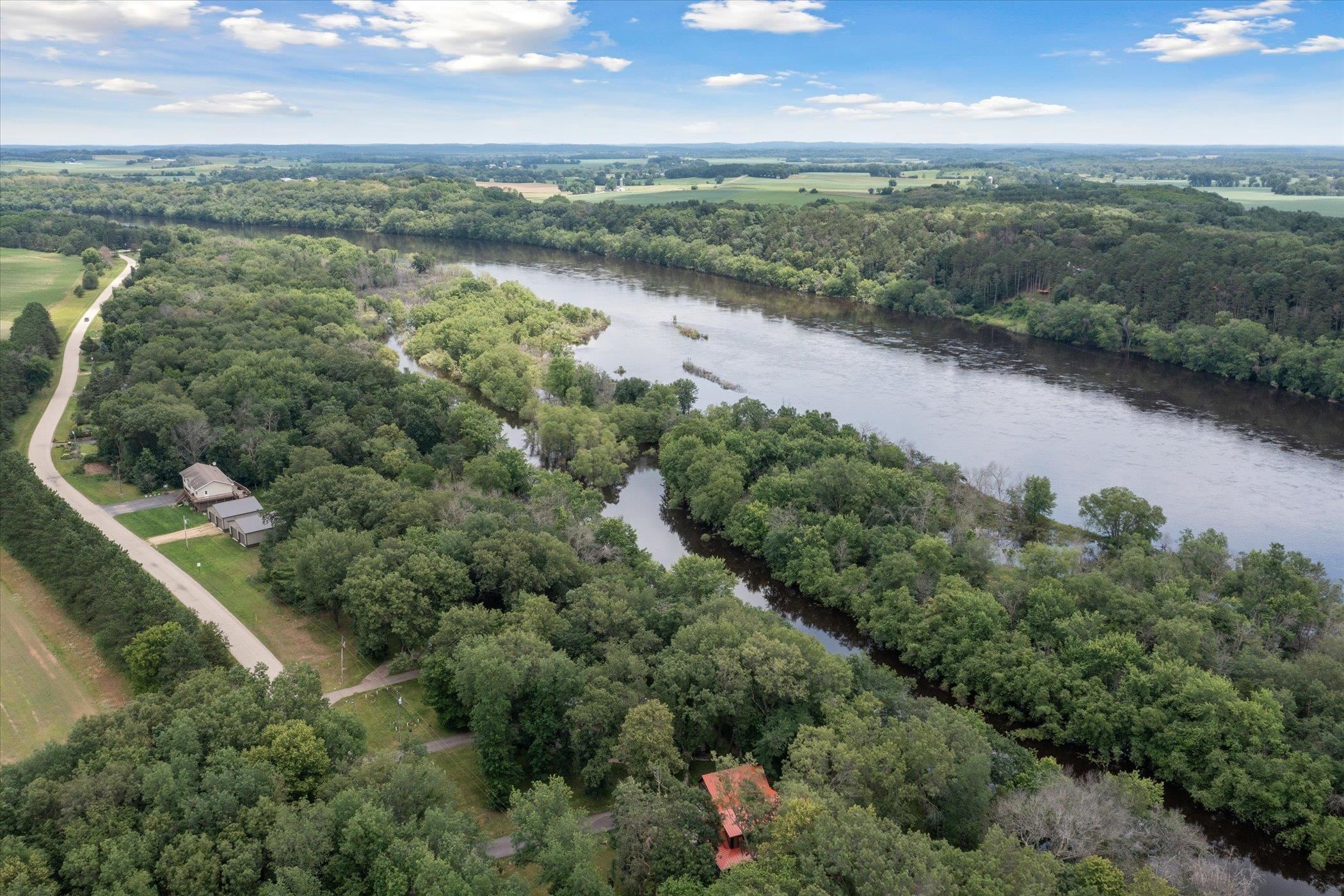 Baraboo, Wisconsin 53913, United States, 3 Bedrooms Bedrooms, ,3 BathroomsBathrooms,Residential,Active,111266